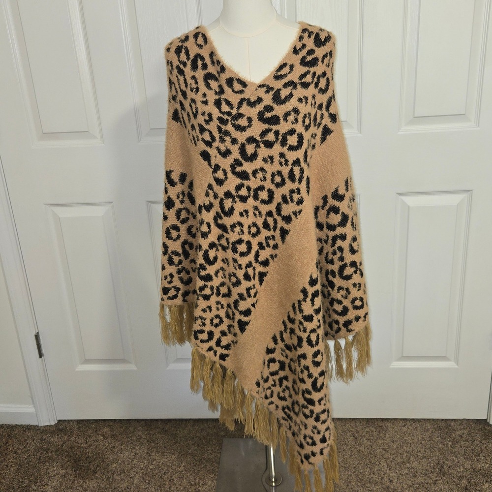 Impressions Poncho Womens 1X/2X Tan Leopard Print Fringe Knit ATW14159P